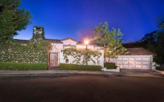2345 Castilian Dr, Los Angeles CA  90068-2614 exterior