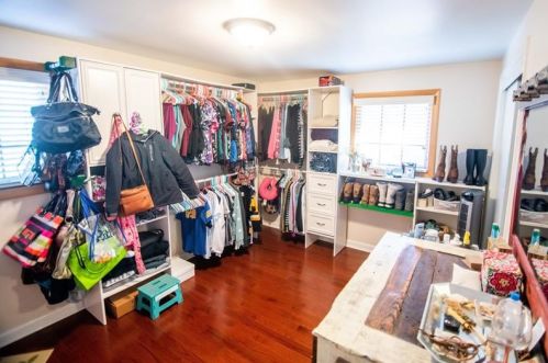 2305 Marbury Rd, Pittsburgh PA exterior