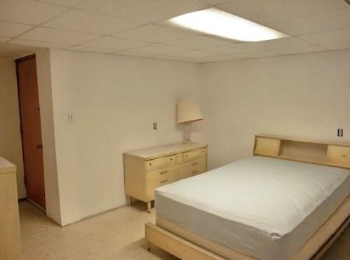 1766 Chessland St, Pittsburgh PA 15205-4003 exterior