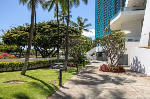 1330 Ala Moana Blvd, Honolulu HI 96814-4200 exterior