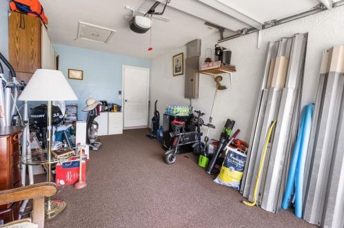 765 8 St, Naples FL 34120-0411 exterior