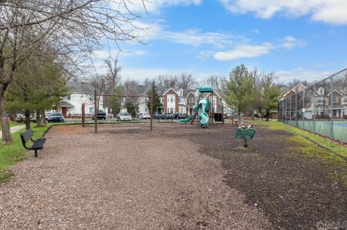 88 Forest Dr, Piscataway NJ  08854-2283 exterior