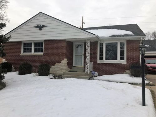 3336 97, Milwaukee WI  53222-3458 exterior