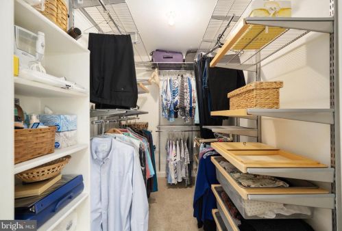 6133 Joust Ln, Alexandria VA 22315-4809 exterior