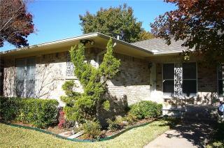 11037 Joymeadow Dr, Dallas TX  75218-1347 exterior