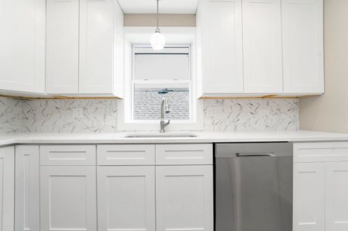 1906 60th Ct, Chicago IL  60804-1639 exterior