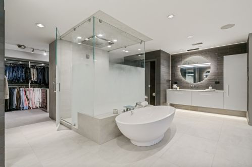 1010 George St, Chicago IL  60657-4312 exterior