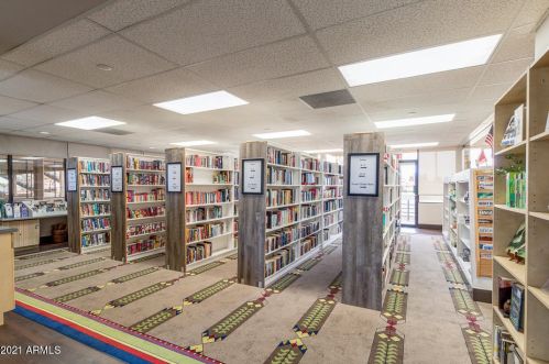 1560 Buena Vis Dr, Chandler AZ 85249-4608 exterior