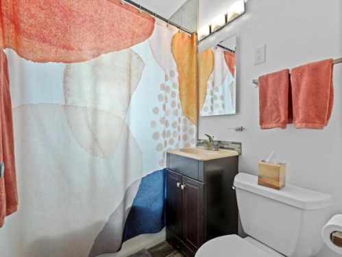 3412 8th St, Milwaukee WI 53206-0028 exterior