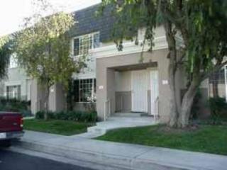 19250 Hamlin St, Los Angeles CA  91335-7808 exterior