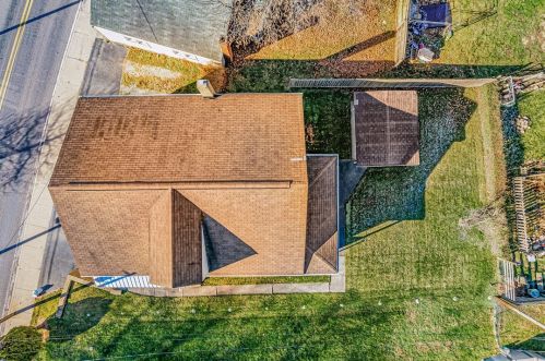 12 Main St, Manor PA 15665-9755 exterior