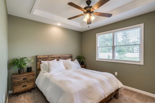 31 Harned Rd, Commack NY 11725-5104 exterior