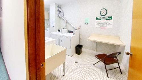 2710 Dale St, Saint Paul MN  55113-2342 exterior