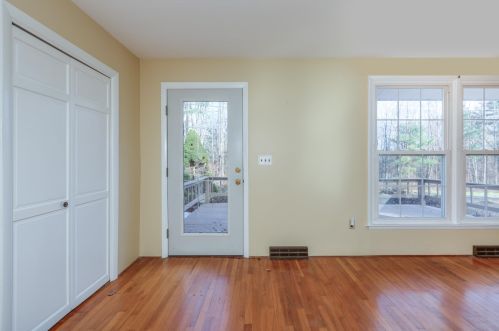 7481 School St, Concord NH  03307-0914 exterior