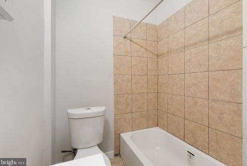 1941 30 St, Philadelphia PA 19121-1838 exterior