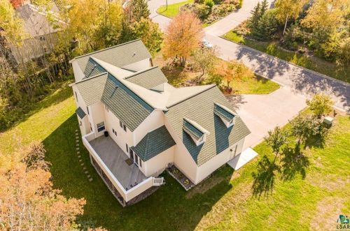 2112 Ponderosa Cir, Duluth MN 55811-1959 exterior