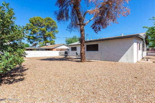 3402 Seneca St, Tucson AZ 85716-3200 exterior