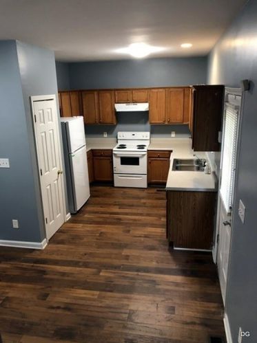 24 Eugenia Pl, Atlanta GA  30318-6357 exterior