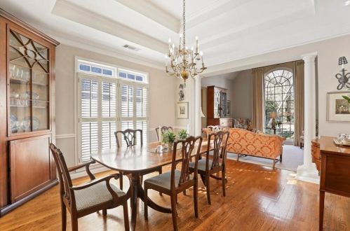 2925 Bankshill Row, Atlanta GA 30319-4552 exterior