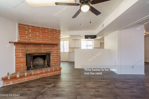 732 Camino Seco, Tucson AZ  85710-2628 exterior