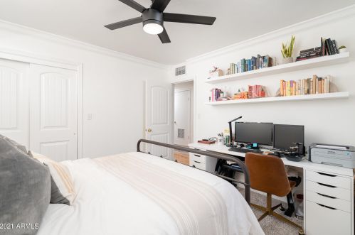 3842 50th Pl, Phoenix AZ 85018-4413 exterior