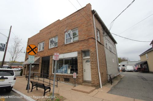 105 Main St, Hackettstown NJ 07840-2037 exterior