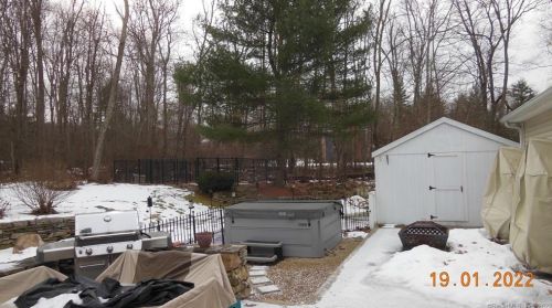 60 Cutler Rd, Killingly CT 06241-1303 exterior