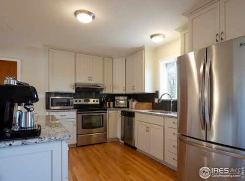 600 Gillaspie Dr, Boulder CO 80305-5805 exterior