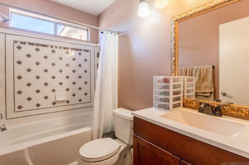 31905 Calle Redondela, Temecula CA 92592-3903 exterior