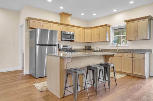 1038 Allen Rd, Concord NH 03304-5400 exterior