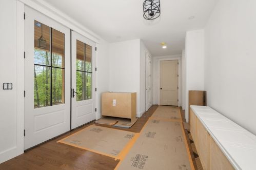 645 Glendale Rd, Wilbraham MA 01095 exterior