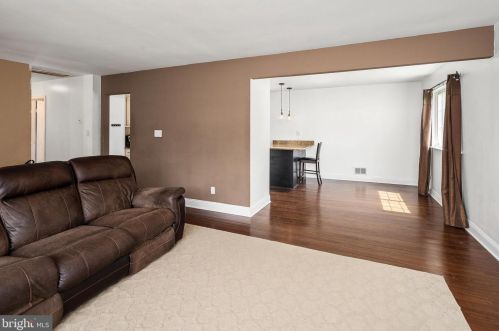 892 State, Trenton NJ 08690-3132 exterior