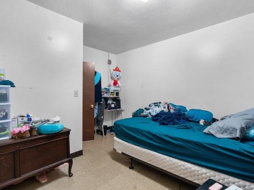 18 Laundry St, Woonsocket RI exterior