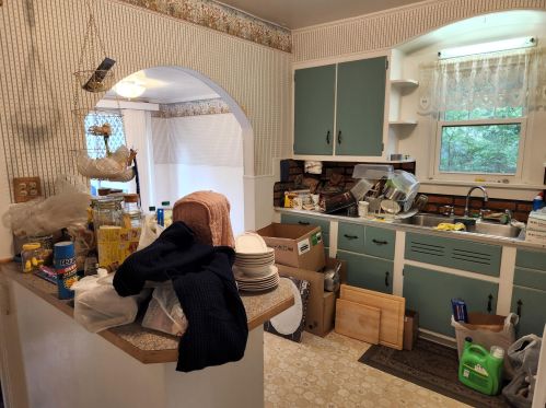 3101 Marquette Ave, Meskegon MI 49442-2635 exterior