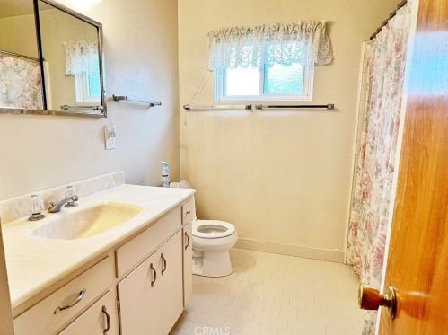 17815 Mcnab Ave, Bellflower CA 90706-3374 exterior