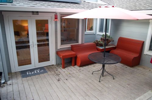 1963 Altura Dr, Concord CA 94519-2201 exterior