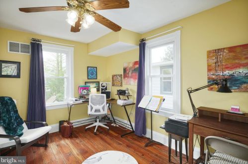 212 Atlantic Ave, Tavistock NJ 08033-3334 exterior