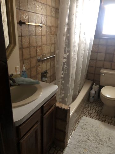 2920 Loomis St, Chicago IL 60827-6418 exterior