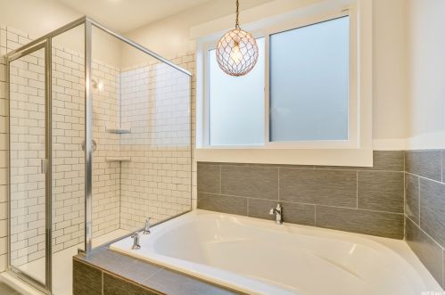 11623 Broadview Way, Sandy UT 84092-5628 exterior