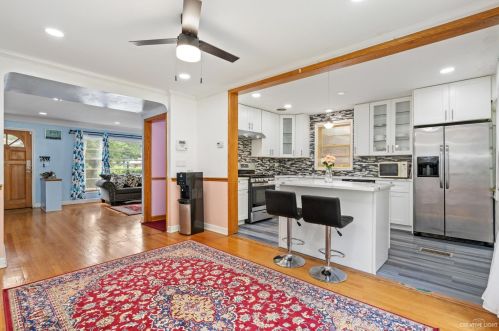 6209 Kostner Ave, Chicago IL 60652-3541 exterior