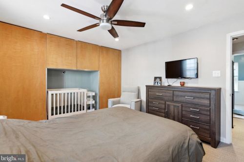 4328 Fleming St, Philadelphia PA 19128-4809 exterior