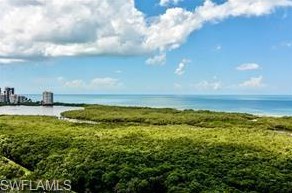 6075 Pelican Bay Blvd, Naples FL 34108-8169 exterior