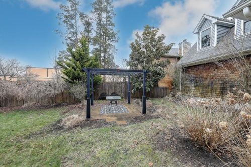 2131 Broad St, Providence RI 02905-3354 exterior