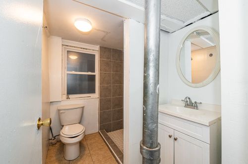 5748 Grand Ave, Chicago IL 60707-1909 exterior