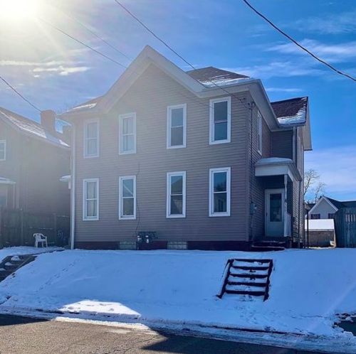 514 11th Ave, New Brighton, PA 15066-1443