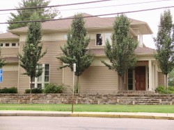 232 Brookline St, Newton, MA 02459-3137