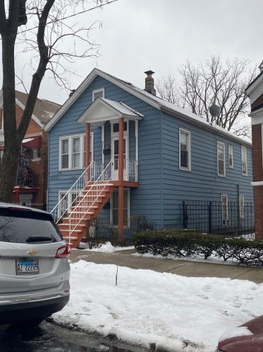 2652 Komensky Ave, Chicago, IL 60623-4444