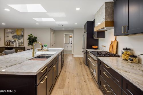 2447 39th Pl, Phoenix AZ  85008-2239 exterior