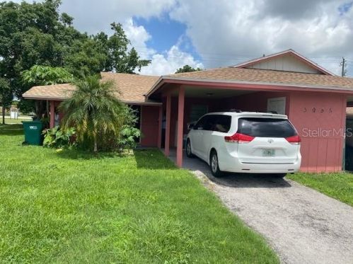 5055 27th Pl, Naples, FL 34116-7661