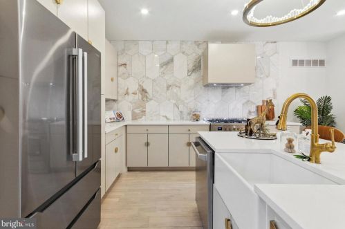 5308 Catharine St, Philadelphia PA  19143-2606 exterior